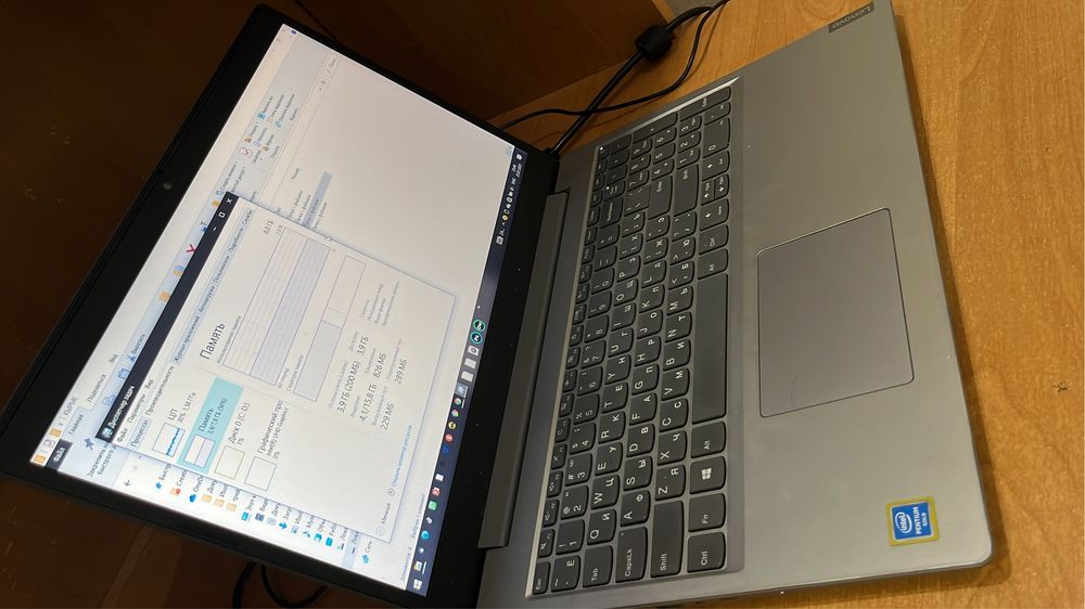 Ноутбук Lenovo в хорошем состоянии срочно продается