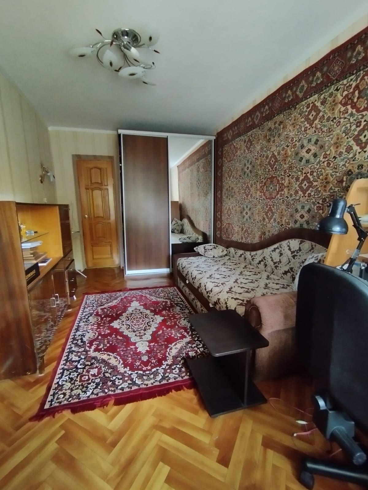 Продаю трёхкомнатную квартиру