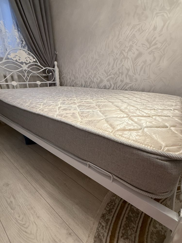 Продам матрас 120*200