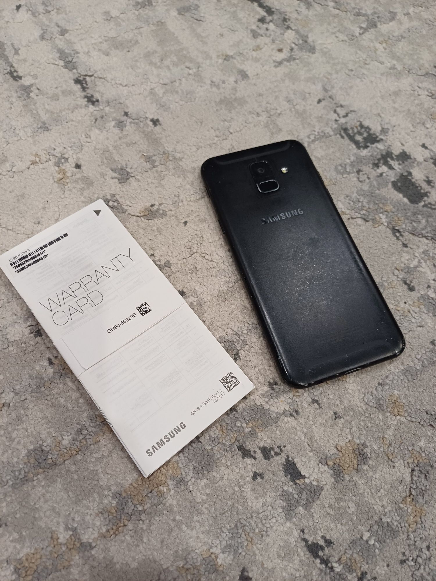 Телефон  samsung a6