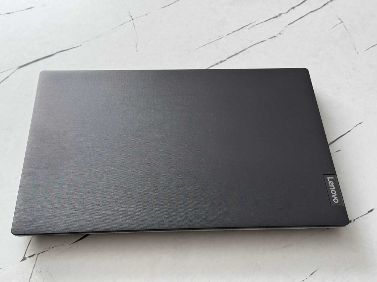 Ноутбук Lenovo V15-IIL