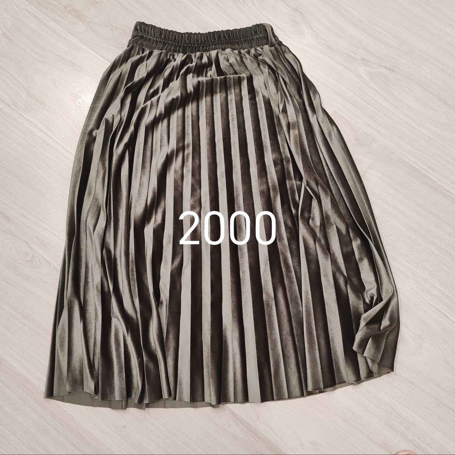 Продам женские вещи и обувь от 2000