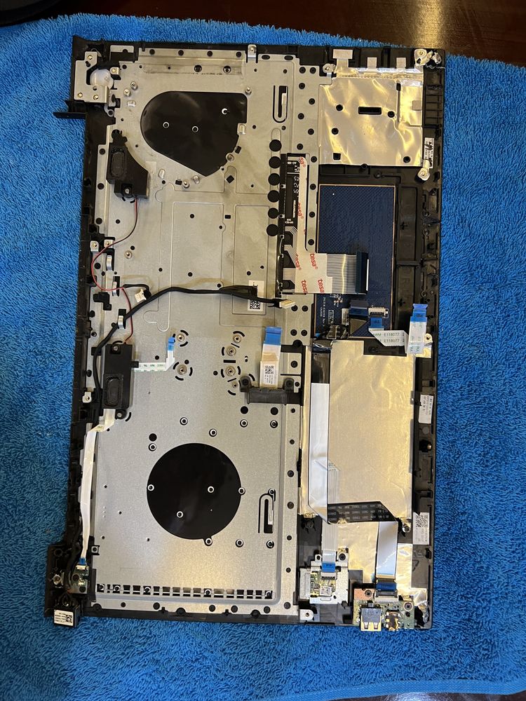 Ноутбук Lenovo V310 на запчасти