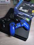 Playstation 4, 2 джойстика, 8 оригинальных игр