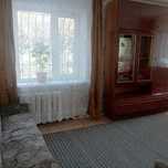 В связи с выездом ,срочно ,Продам 2 комнтн кв, после ремонта в центре