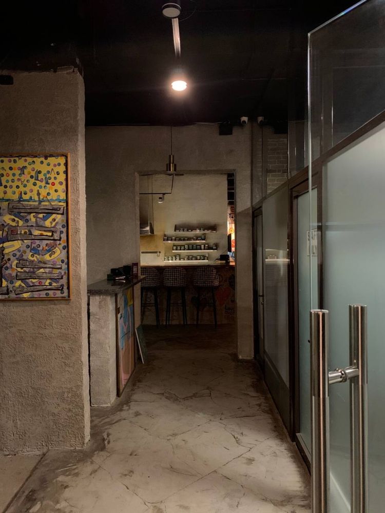 Продается действующий Lounge bar