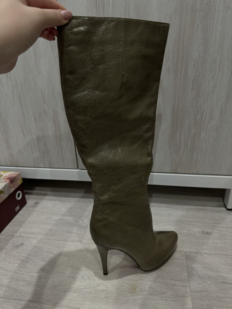 Продам сапоги весна