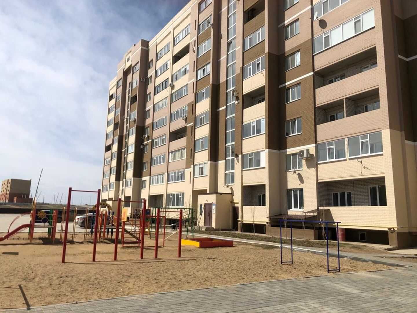 Продается 1-комнатная квартира на Батысе-2