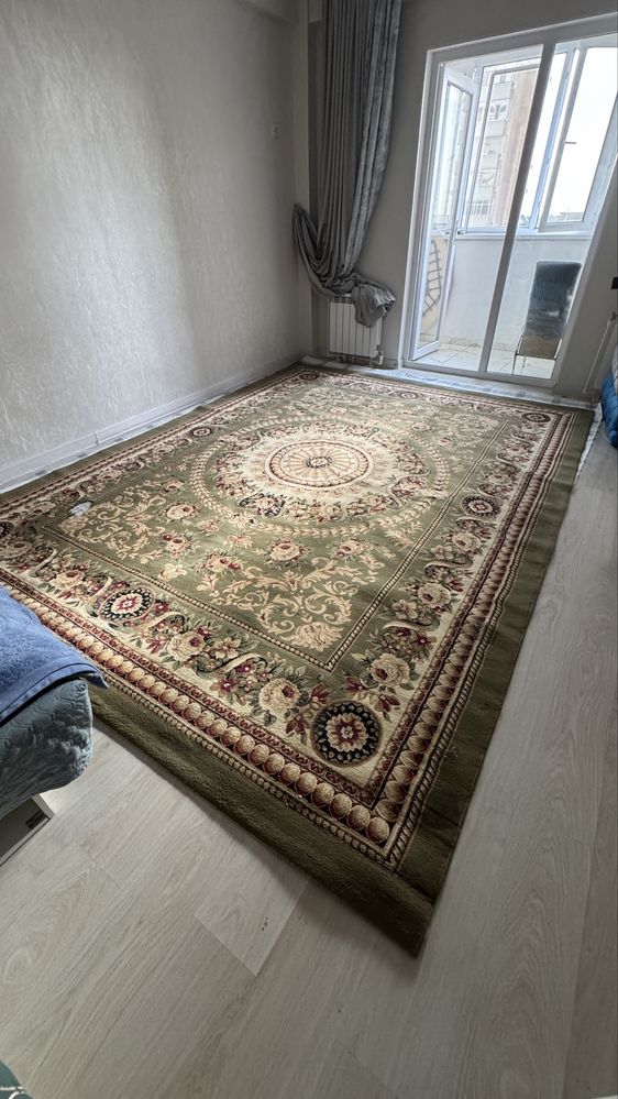 ковер размером 395/295см
