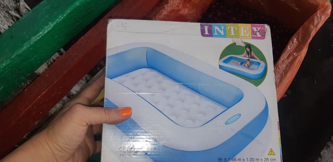 Бассейн 156 см на 100 см высота борта 30см качество INTEX