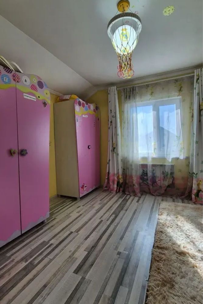 Дом 2 этажа + цоколь