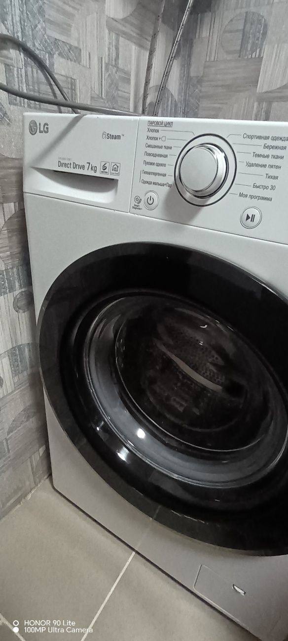 Продам стиральную машинку