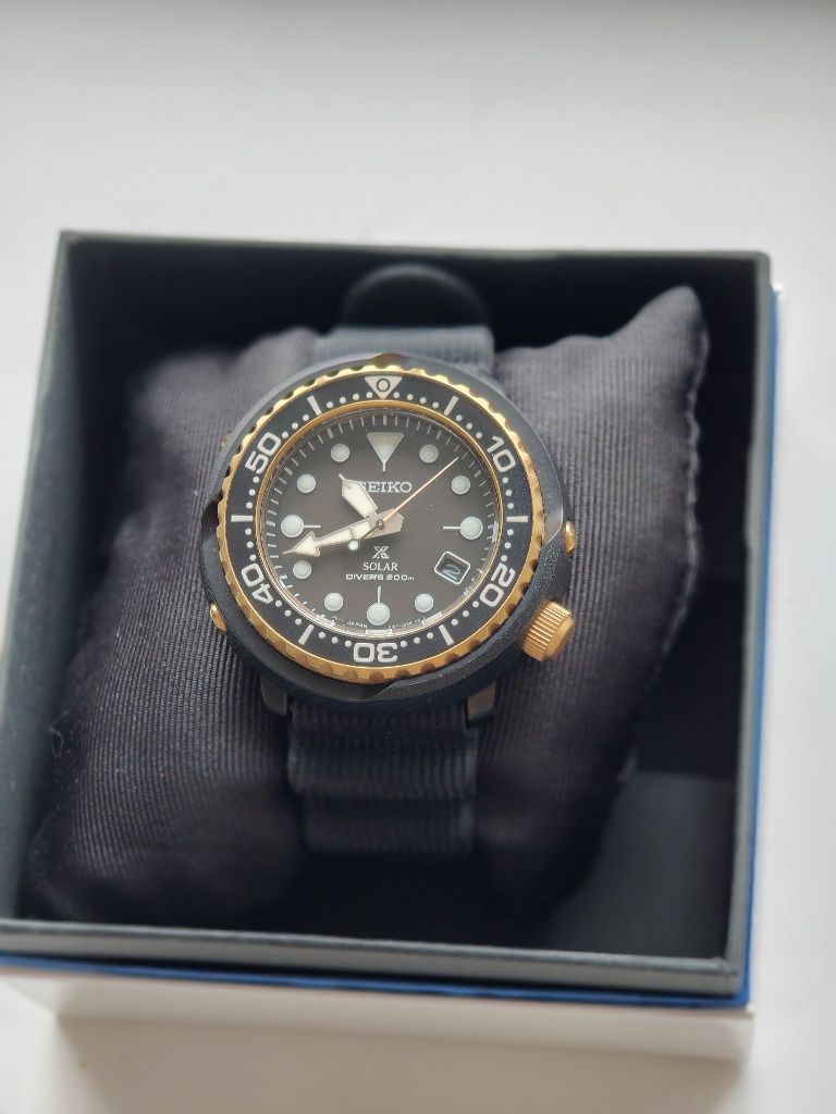 Продам Часы Seiko Prospex Tuna Solar Diver