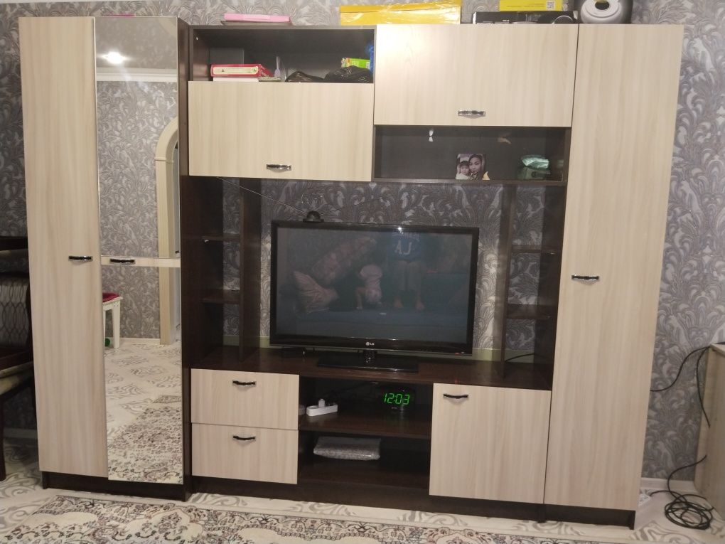 Продаётся стенка для гостиной