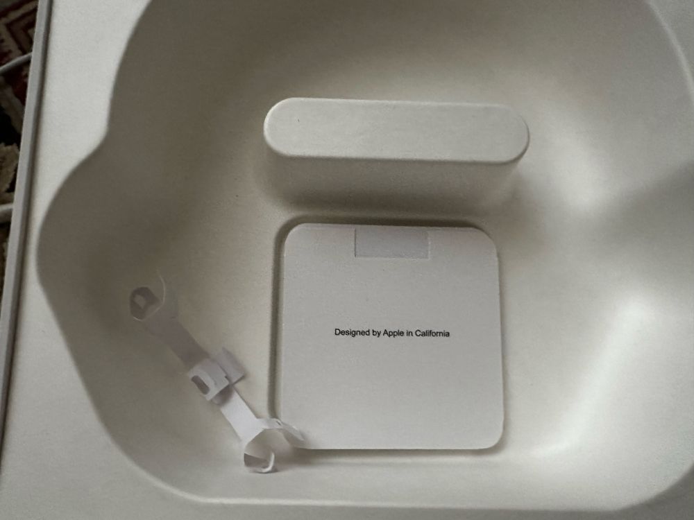 Продам airpods max