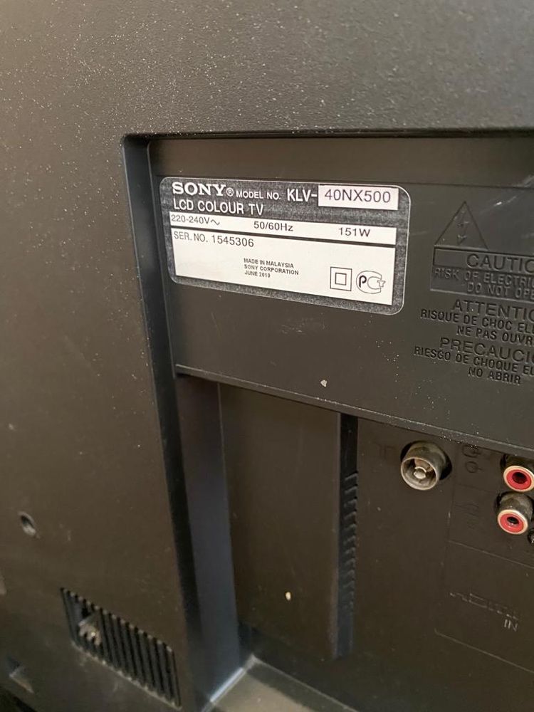 Телевизор Sony KLV-40NX500 с подставкой пол телевизор