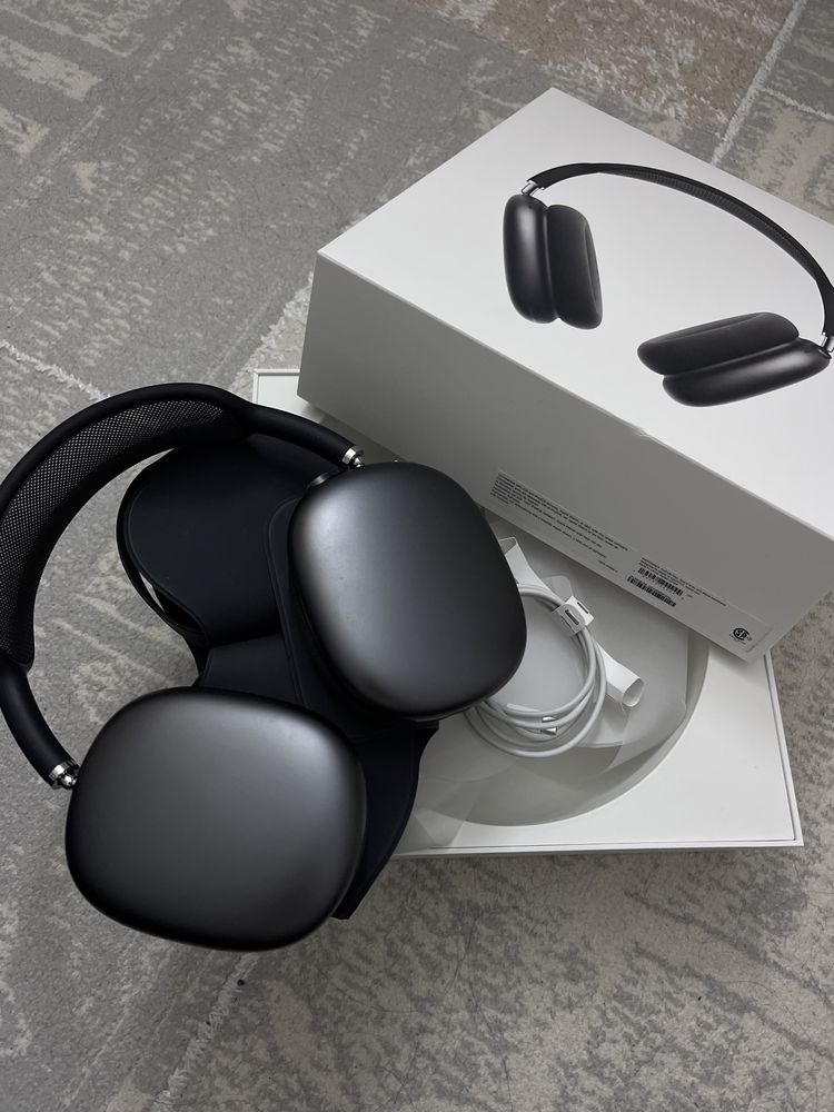 Airpods Max Space Gray