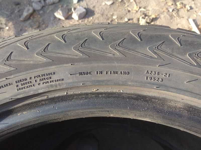 Шины 245/50 R18 - "Nokian Hakkapeliitta 7" (Финляндия), зимние.