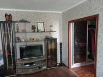 Продам 2 комнутую квартиру, 3 этаж, без долгов, кондиционер, титан