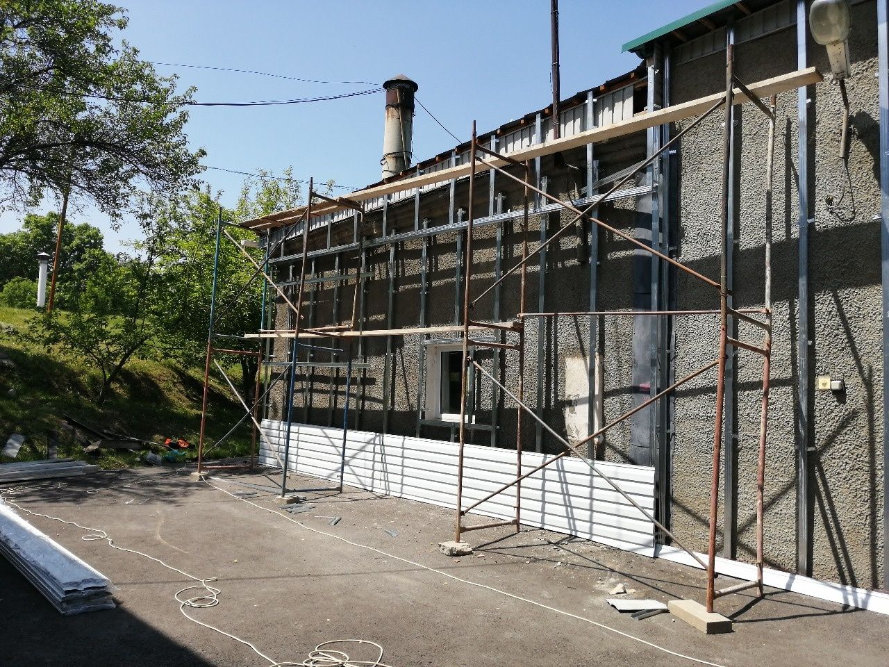 Аренда лесов и опалубки, Прокат строительных лесов на колесах