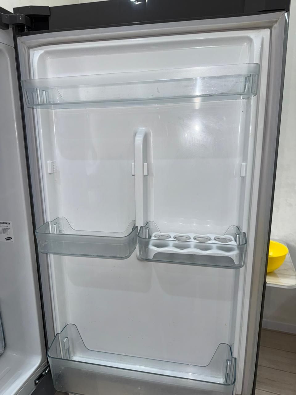 Продаю холодильник Samsung RL34CMG, No Frost
