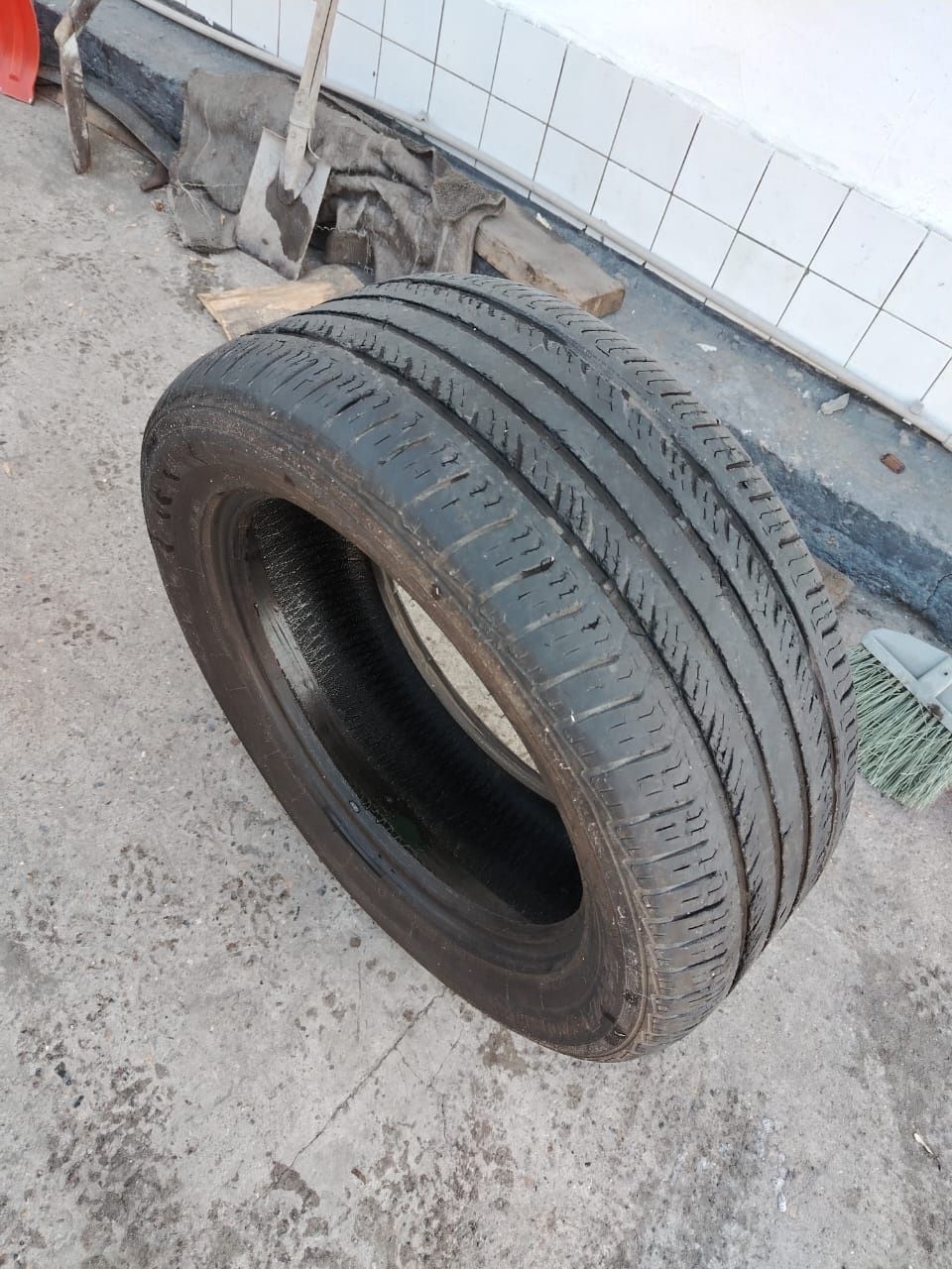 Продам шины 285/50R20