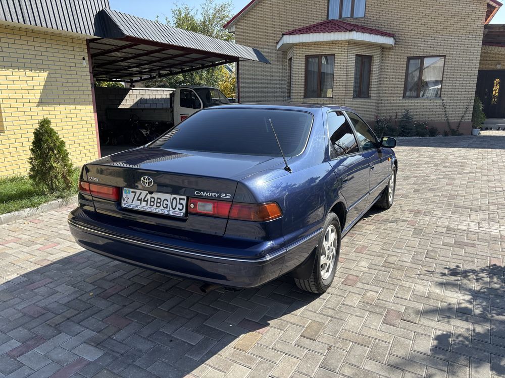 Toyota Camry XV20