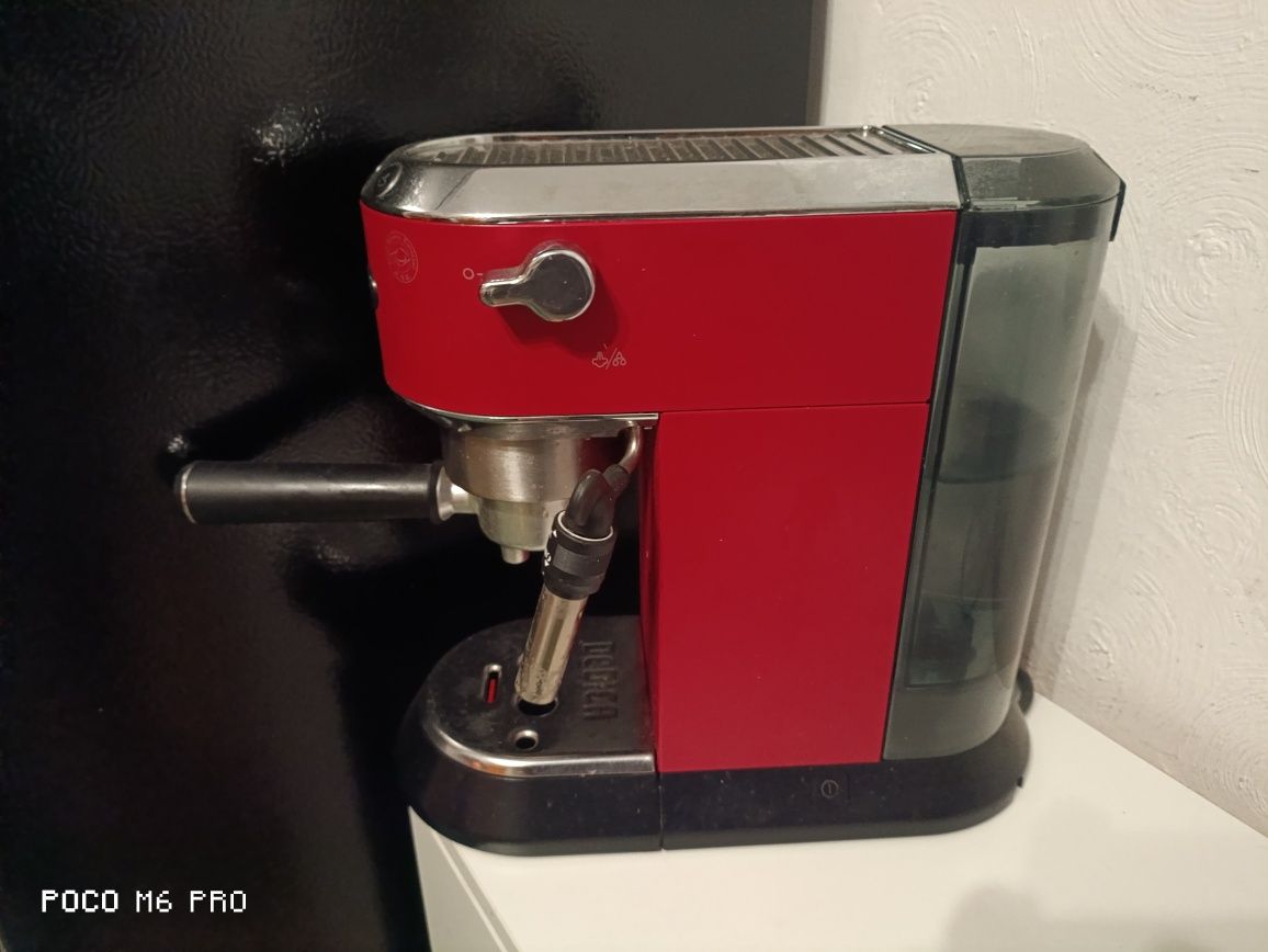 Кофемашина DeLonghi в хорошем качестве