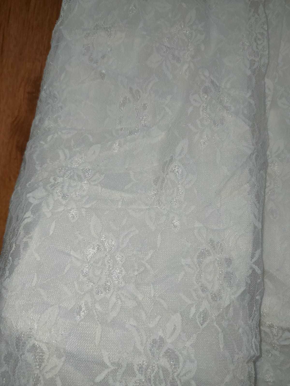 Срочно Платье праздничное из нежнейшего кружева НОВОЕ