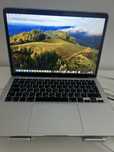 MacBook Air  на чипе M1  8гб/256гб