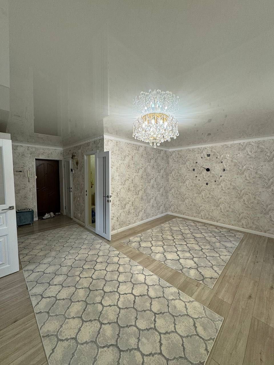 Продам 3-х комн. квартиру по ул. А.Молдагуловой 11.