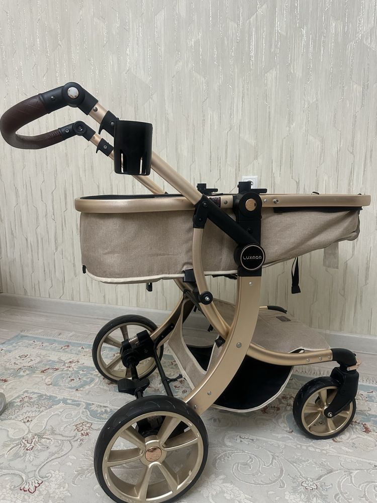 Продаю коляску Luxmom в отличном состоянии!