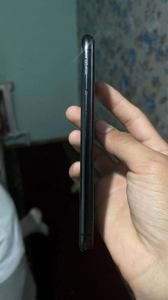 iphone X  64 гб