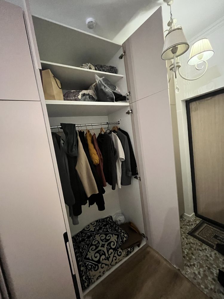 продам шкаф в прихожую