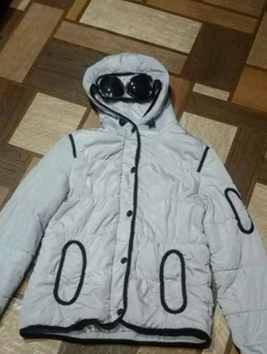 Продам куртку весна - осень.ДЕШЕВО!