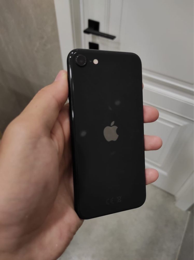 Iphone se 2020.