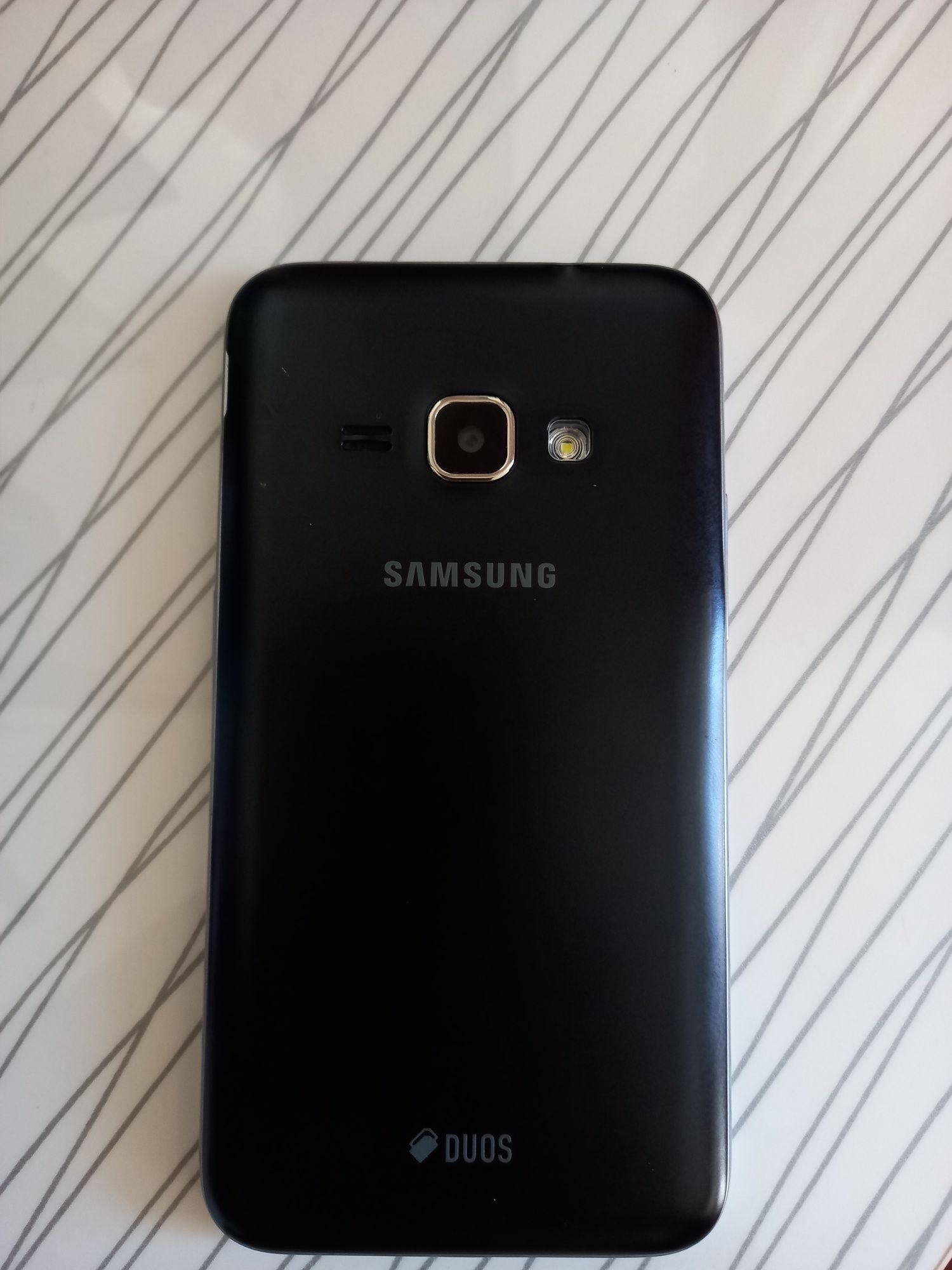 Samsung J1  на запчасти