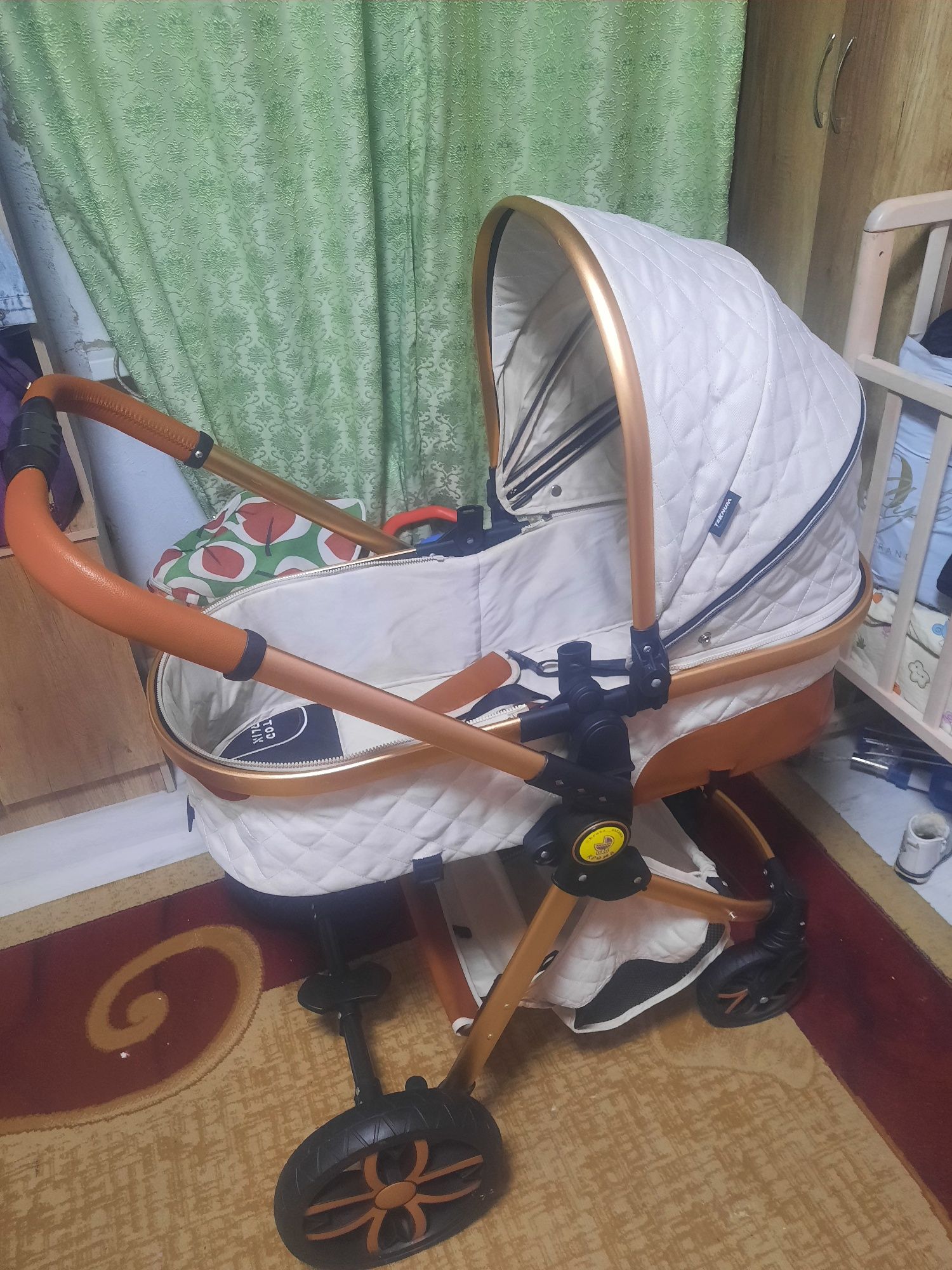 Продам детскую коляску