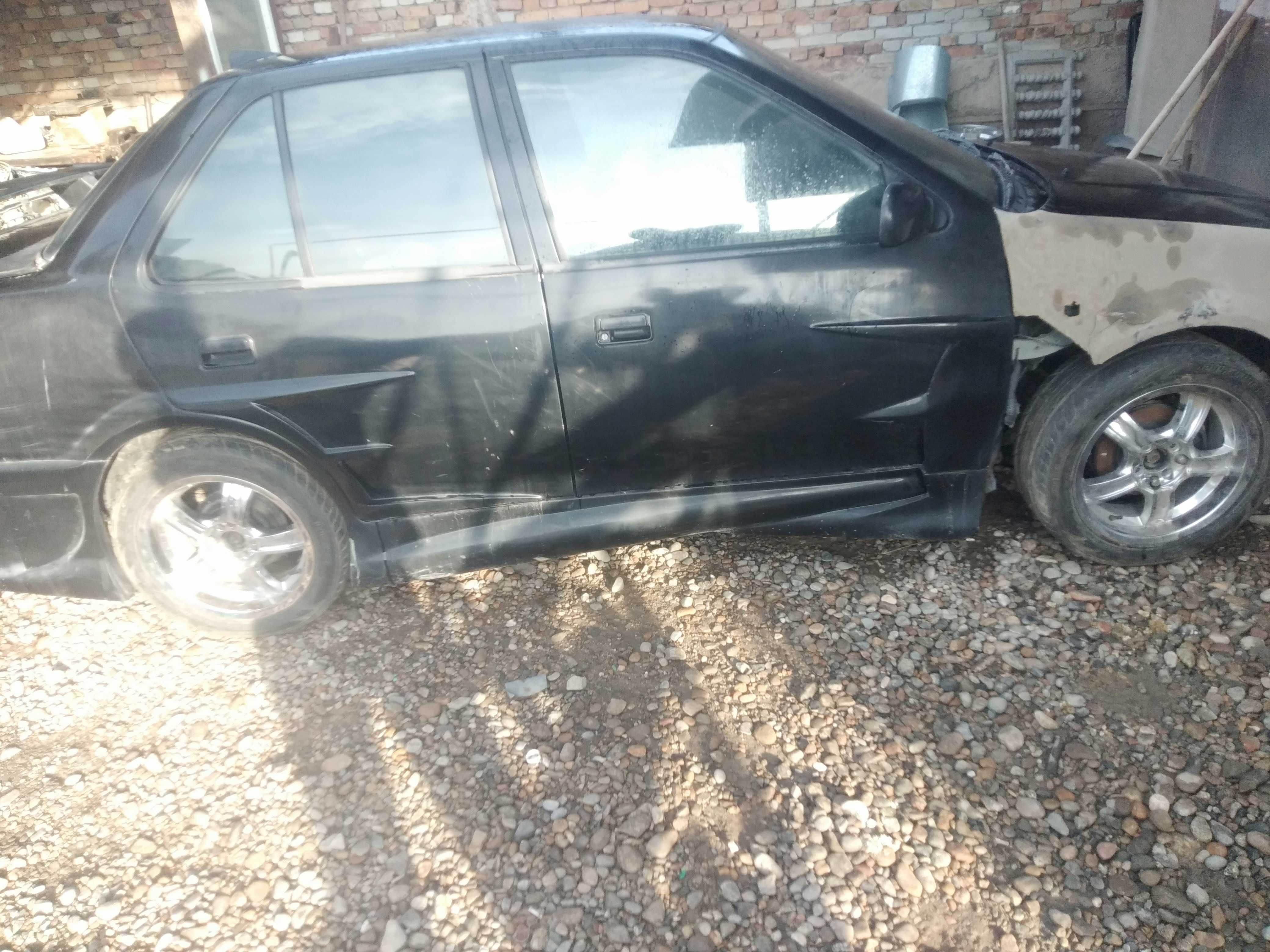Продам авто Suzuki Swift 1993