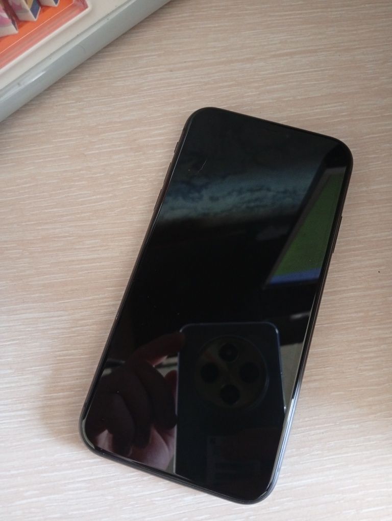 Продам Iphone 11 128gb