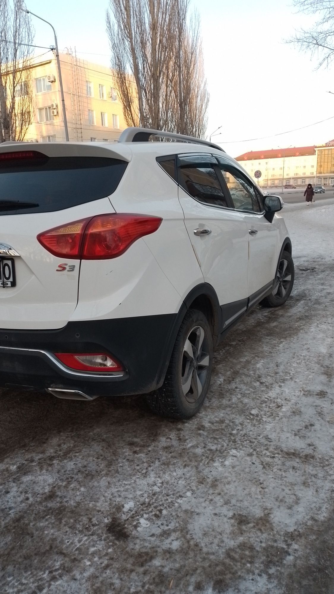 Машина JAC S3 , 2020-го года