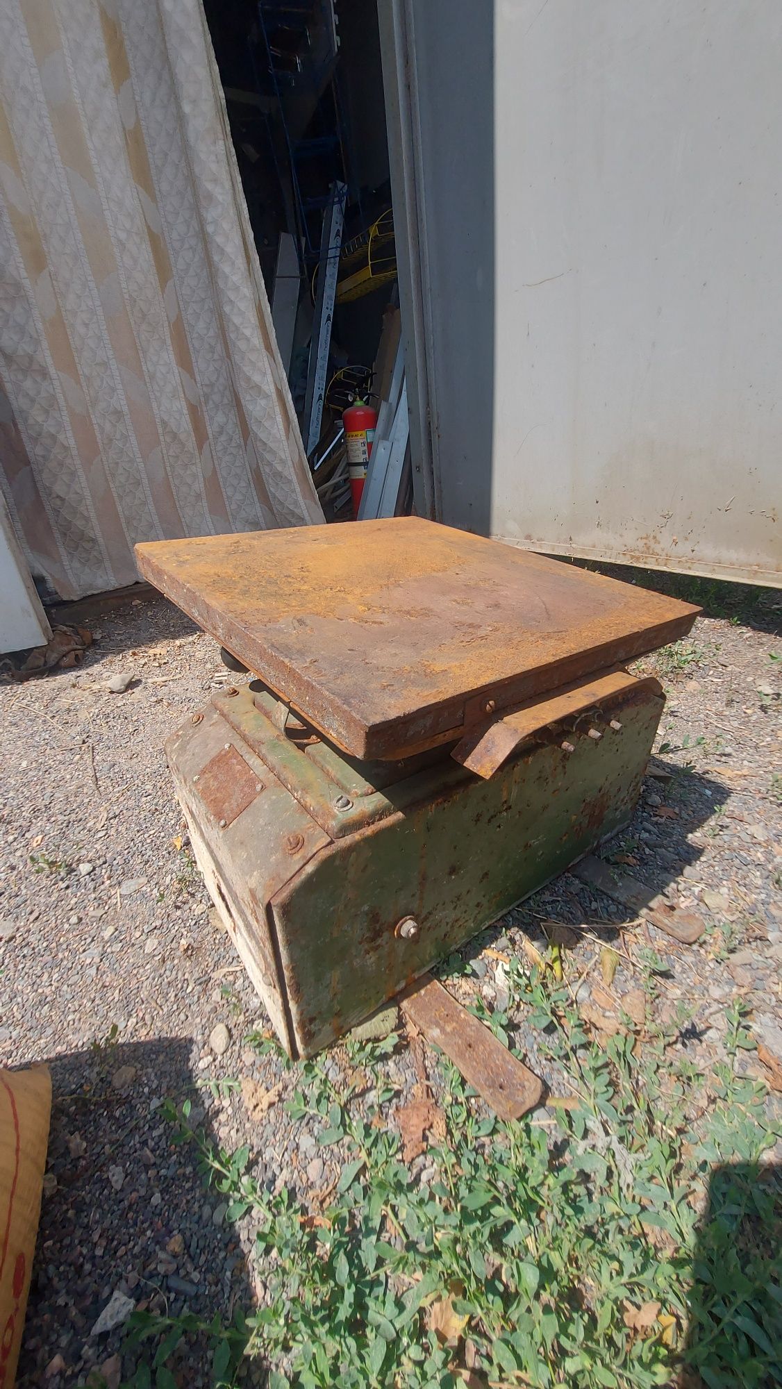Электроплита чугунная 400×370