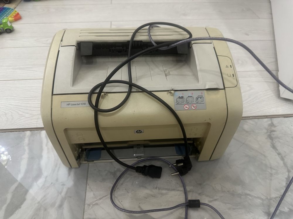 Принтер HP Laser Jet 1018