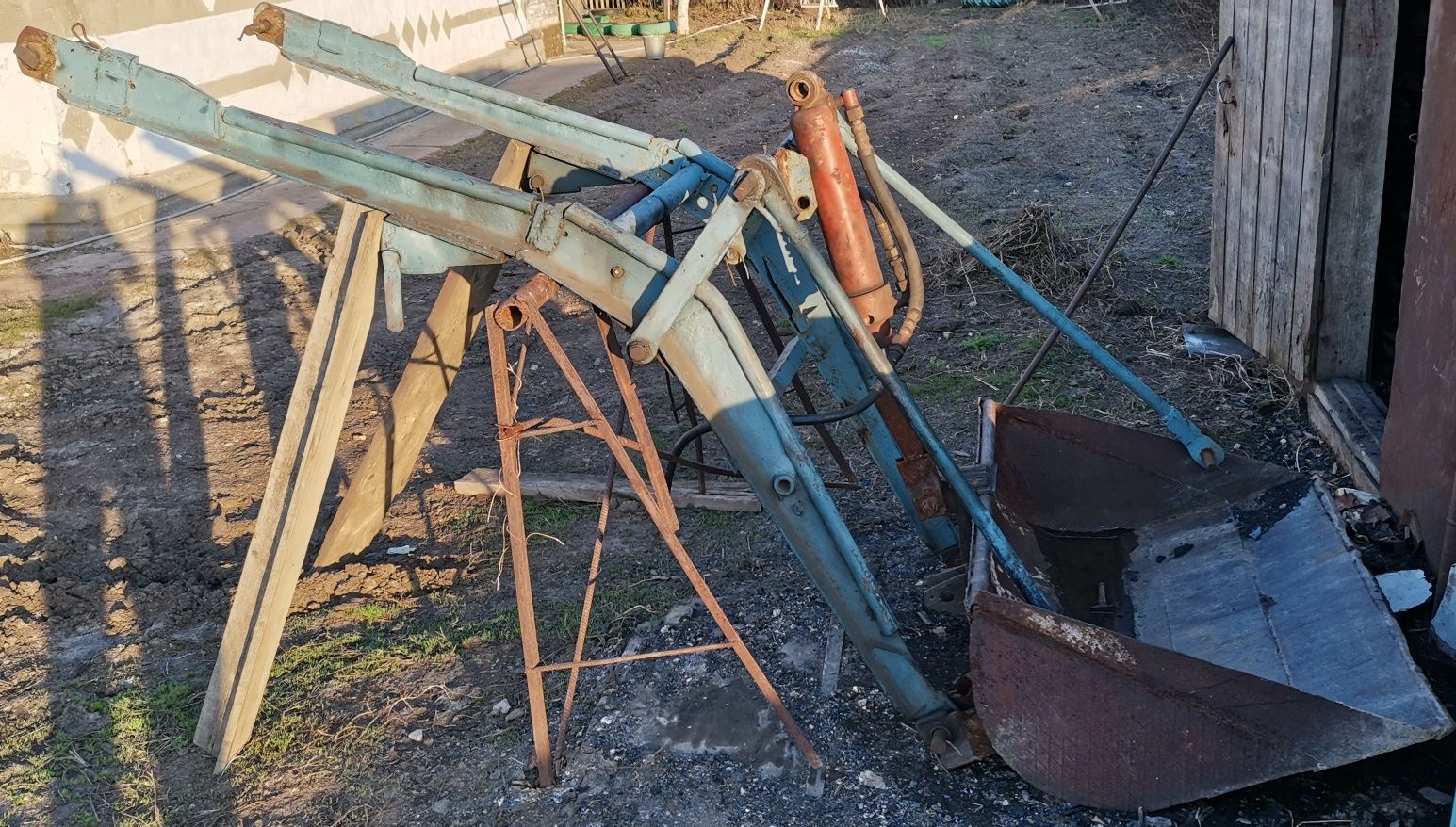 Продам трактор Т-25