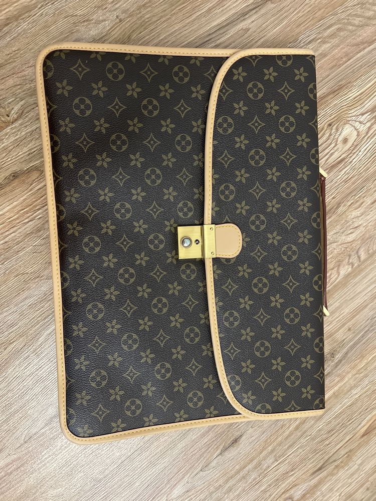 Новая сумка (портфель) LOUIS VUITTON