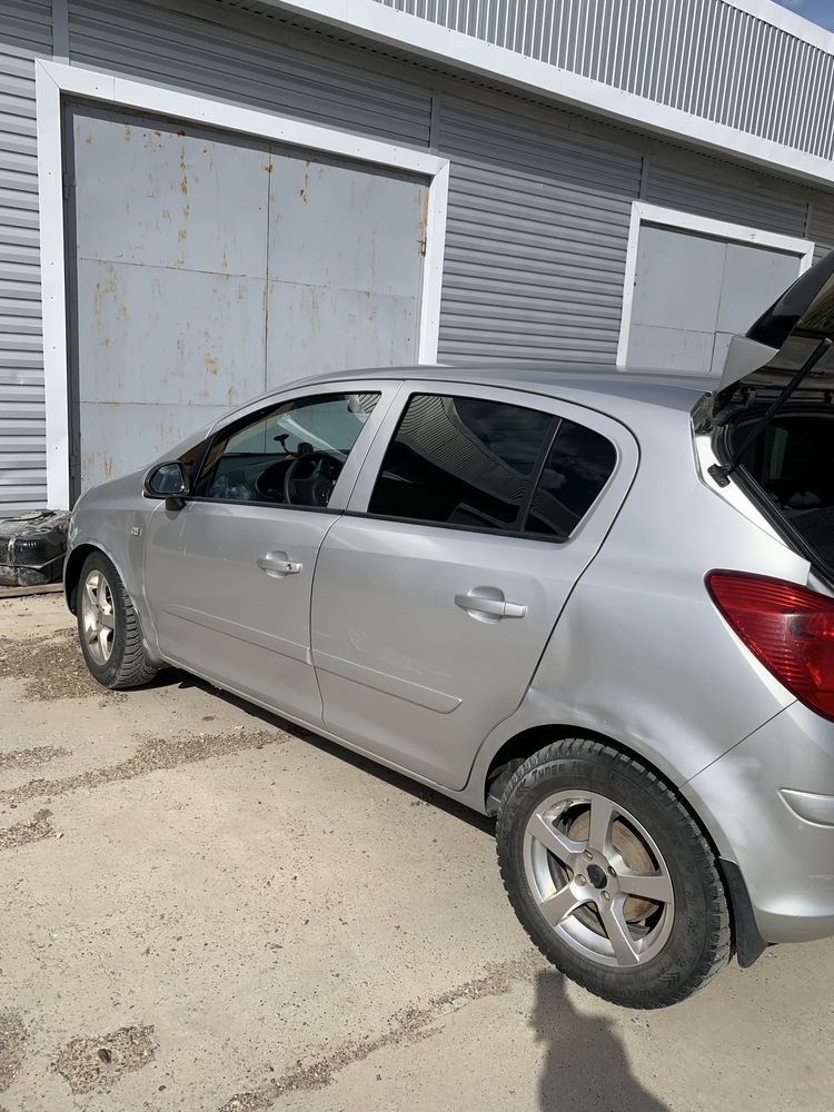 Продам opel corsa d 2007 год