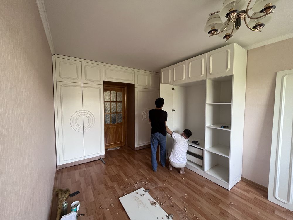 Продается спальный гарнитур