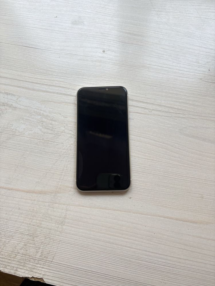 Продам iphone 11