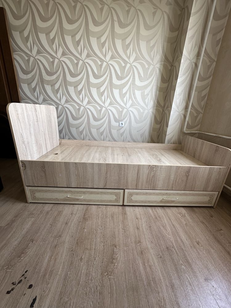 Кровати односпальные