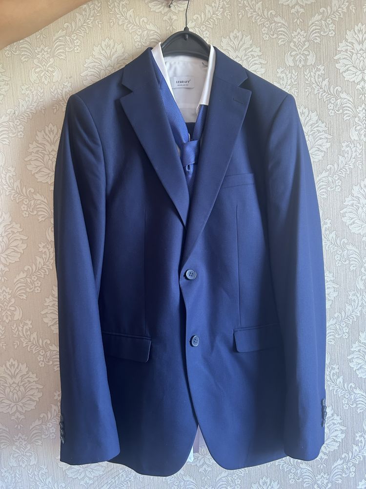 Костюм Lorenzo Giorgiani Luxury